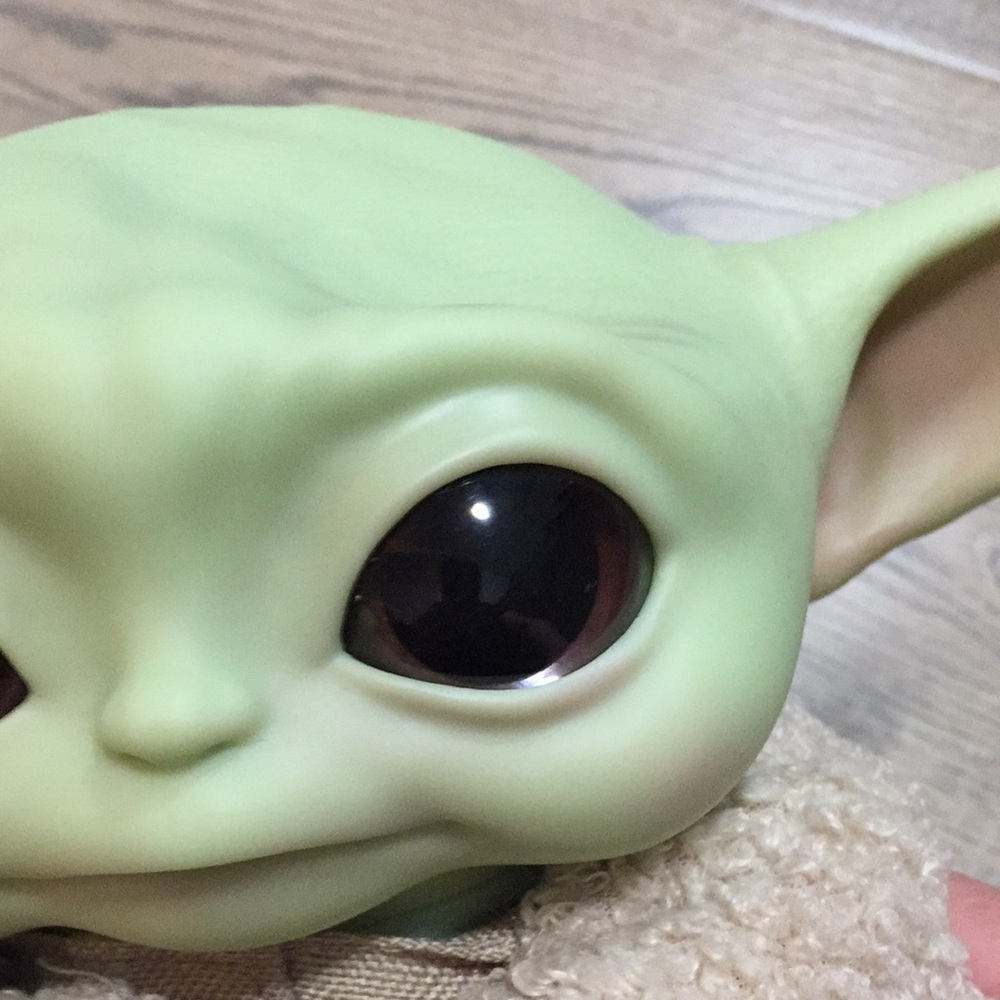 Yoda Mandelorian The Child plush NWOT